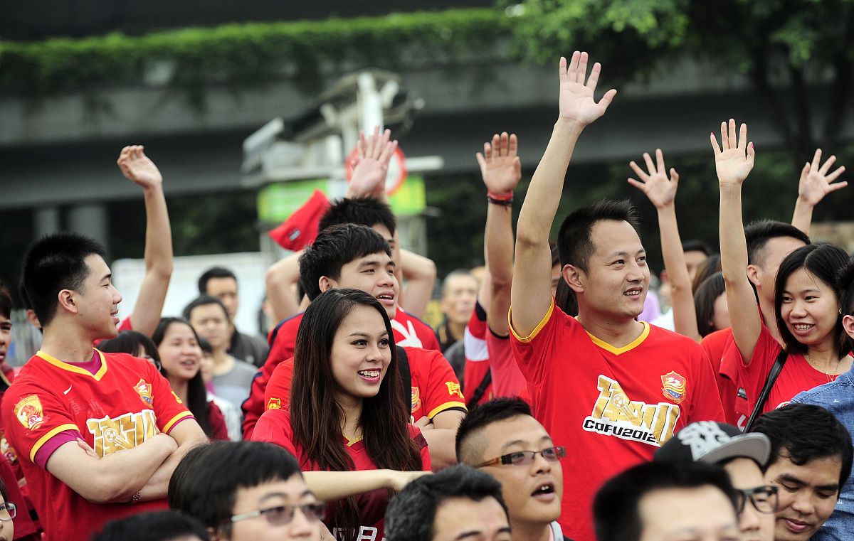 爱游戏在线-一场经典之战！田径点燃球迷热情的简单介绍