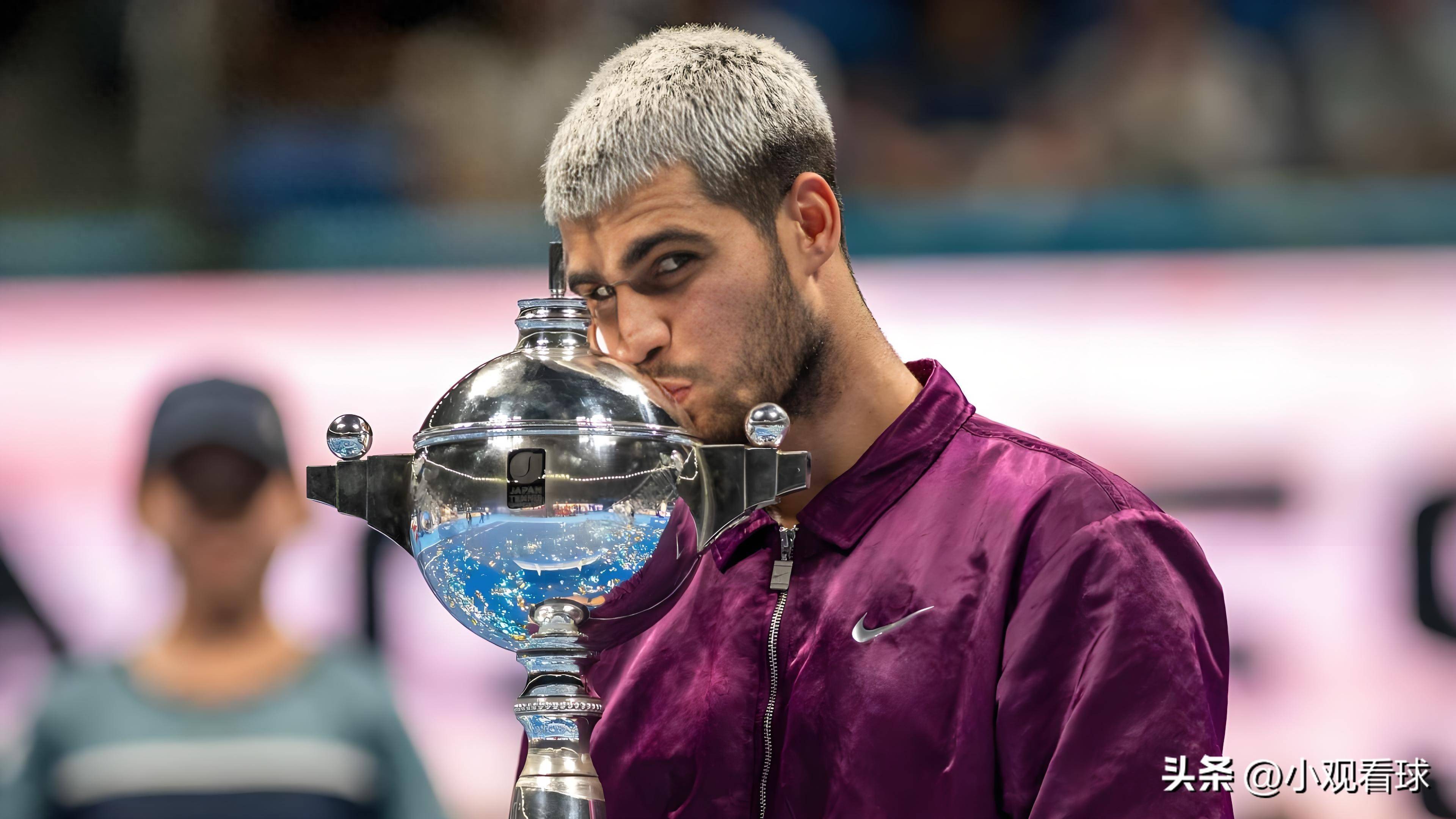 爱游戏APP-关于拉沃尔杯逆转年终总决赛，阿尔卡拉斯惊艳四座的信息