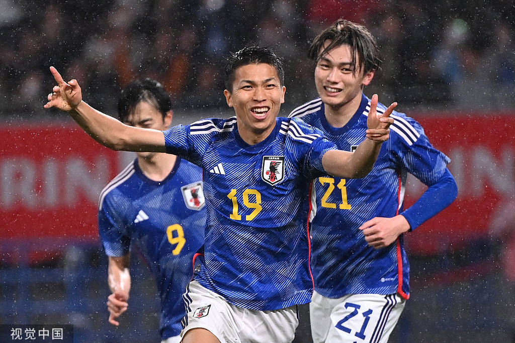 法国队翻盘印尼队，黄鸭组合扛起全队