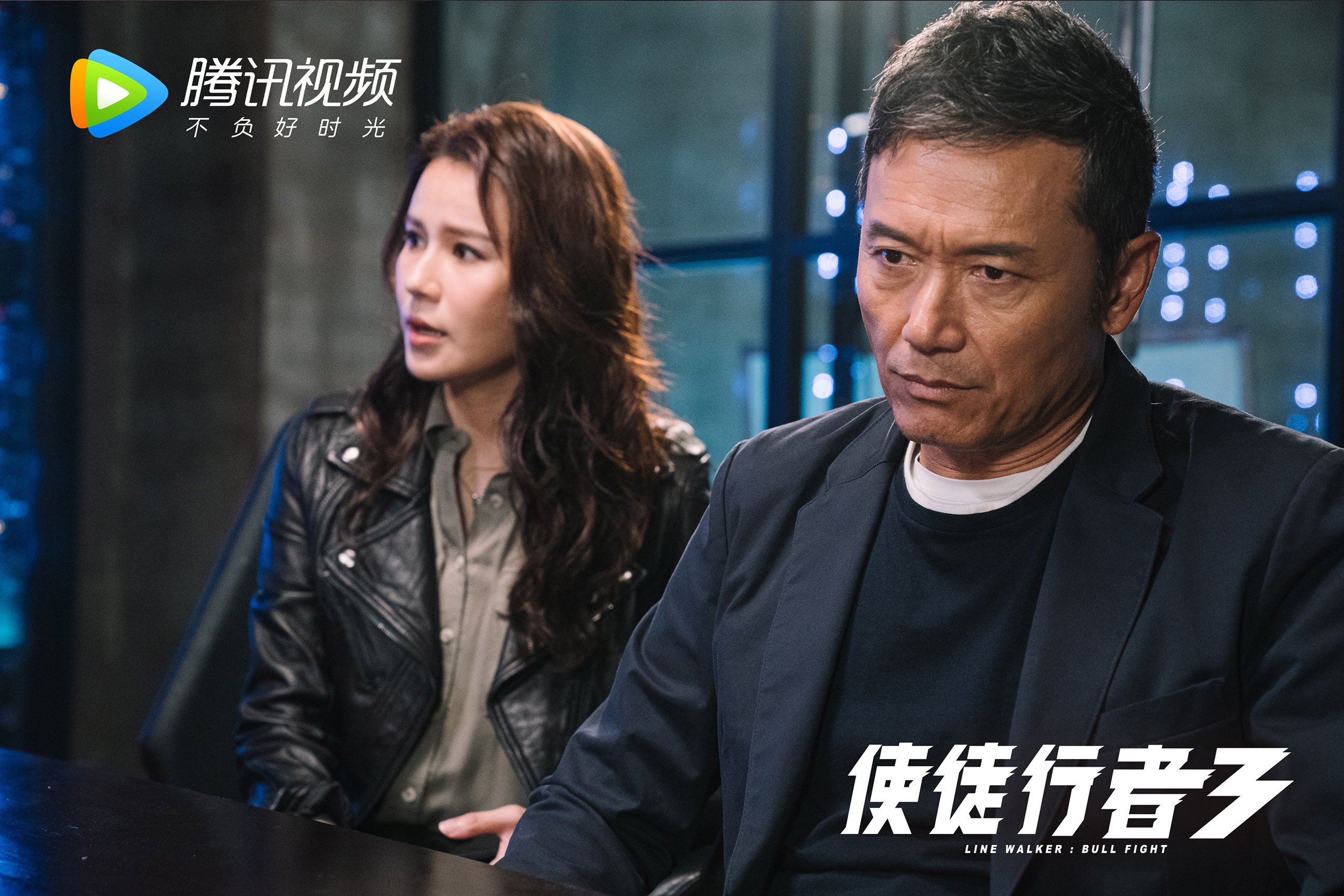 爱游戏APP-戈贝尔统治内线，76人压哨绝杀骑士，一场定义唯一性的篮球盛宴